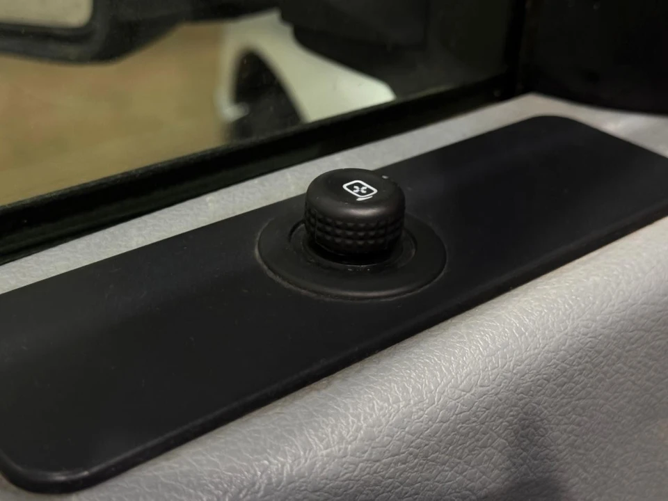 2011 Ford Super Duty 3rd Gen - Image 10 of 16