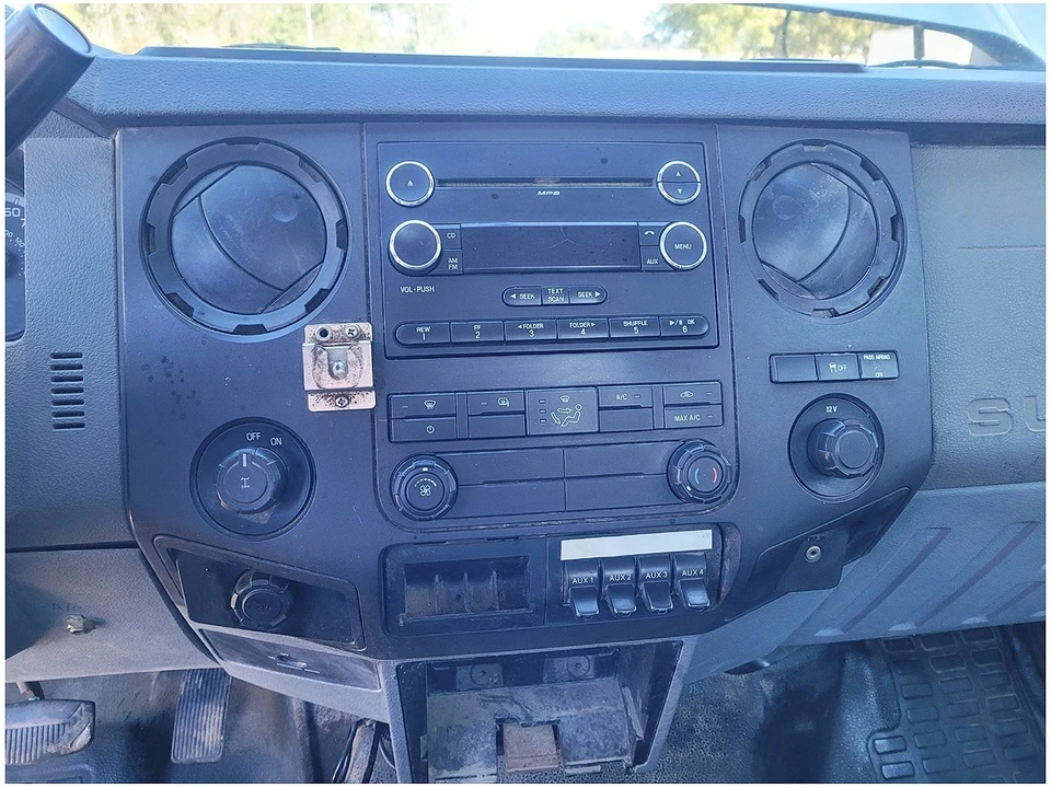 2011 Ford Super Duty 3rd Gen - Image 14 of 21