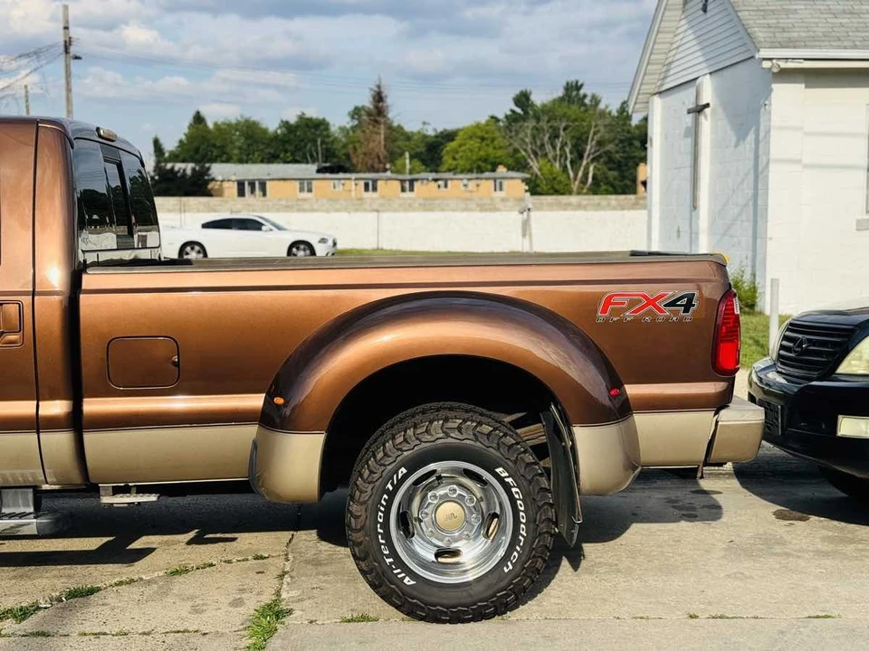 2011 Ford Super Duty 3rd Gen - Image 10 of 24