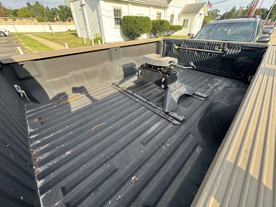 2011 Ford Super Duty 3rd Gen - Image 16 of 24