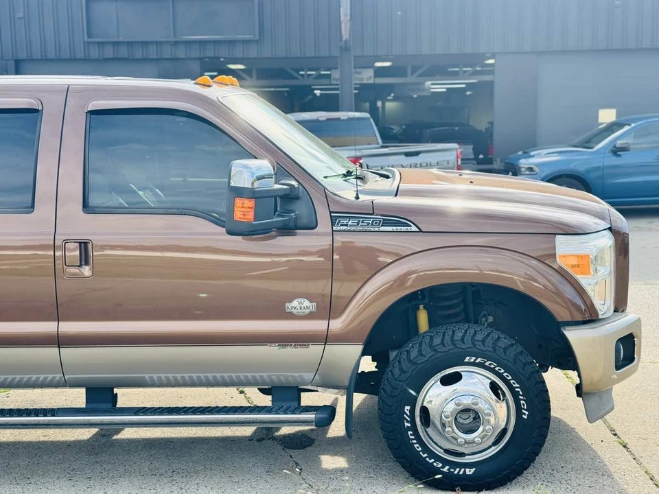 2011 Ford Super Duty 3rd Gen - Image 3 of 24