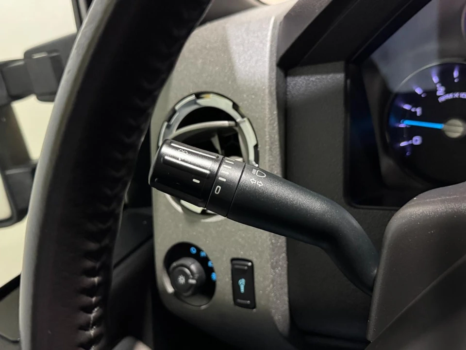 2011 Ford Super Duty 3rd Gen - Image 24 of 31
