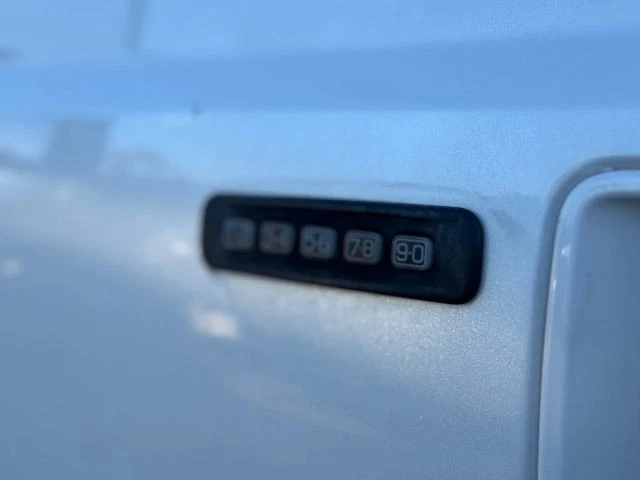 2011 Ford Super Duty 3rd Gen - Image 10 of 12
