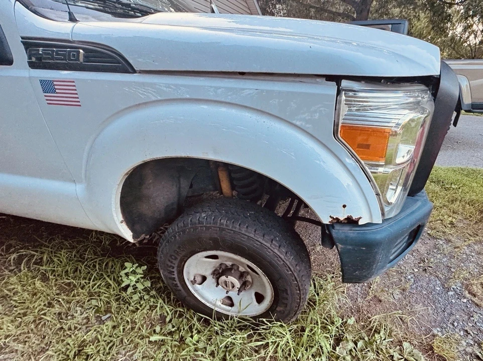 2011 Ford Super Duty 3rd Gen - Image 16 of 17