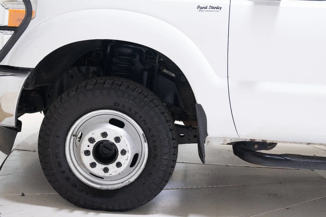 2011 Ford Super Duty 3rd Gen - Image 28 of 31
