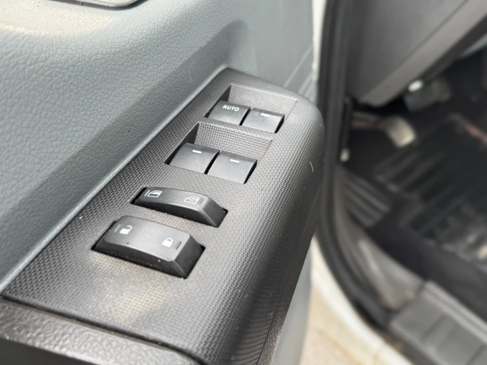 2011 Ford Super Duty 3rd Gen - Image 15 of 21