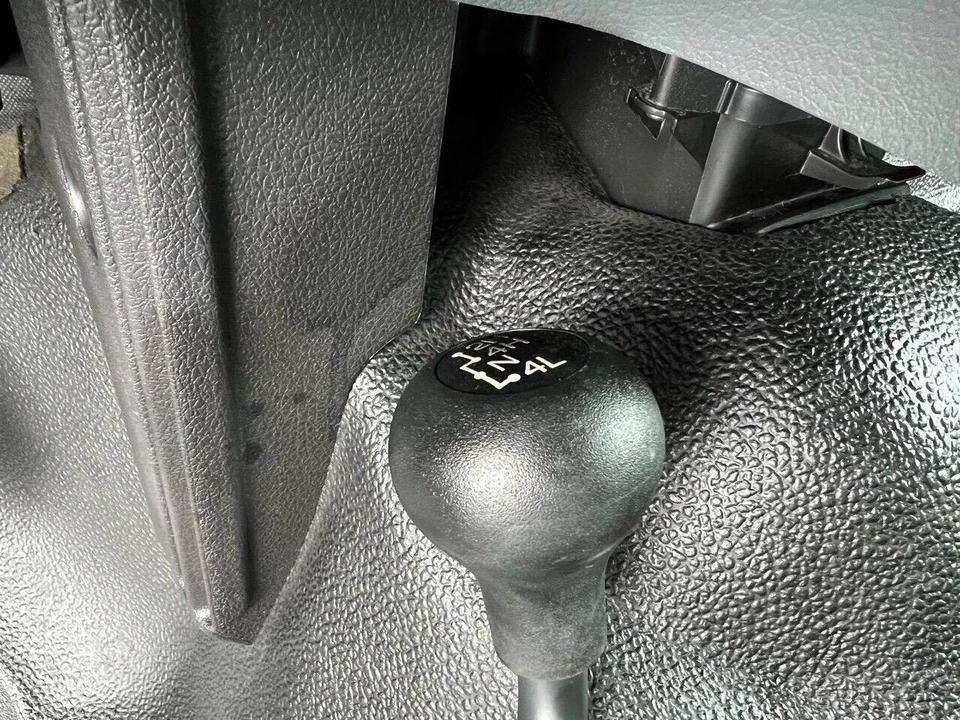 2011 Ford Super Duty 3rd Gen - Image 28 of 29