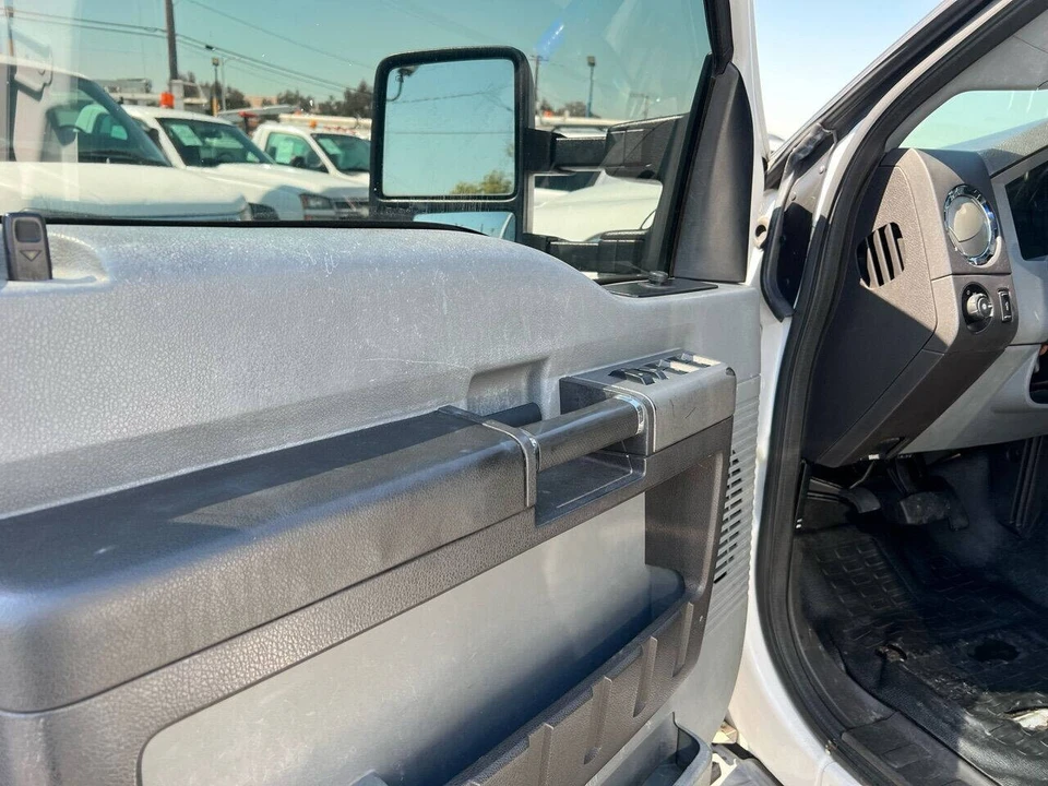 2011 Ford Super Duty 3rd Gen - Image 19 of 25