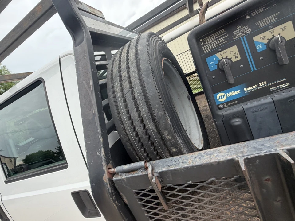 2011 Ford Super Duty 3rd Gen - Image 3 of 17