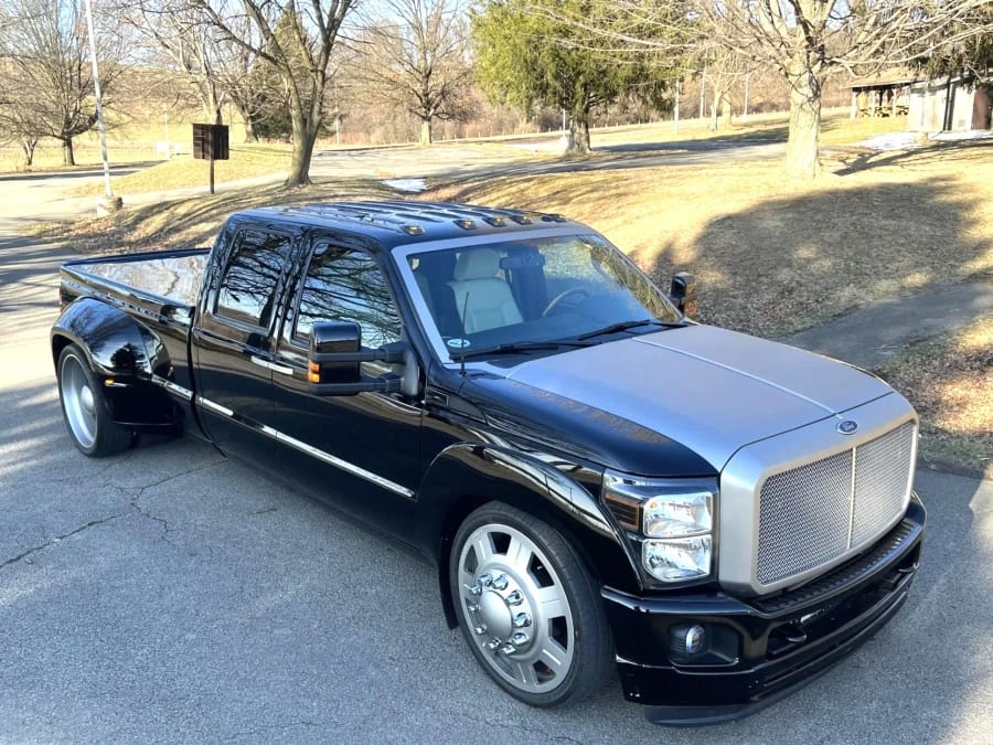 2011 Ford Super Duty 3rd Gen - Image 2 of 25