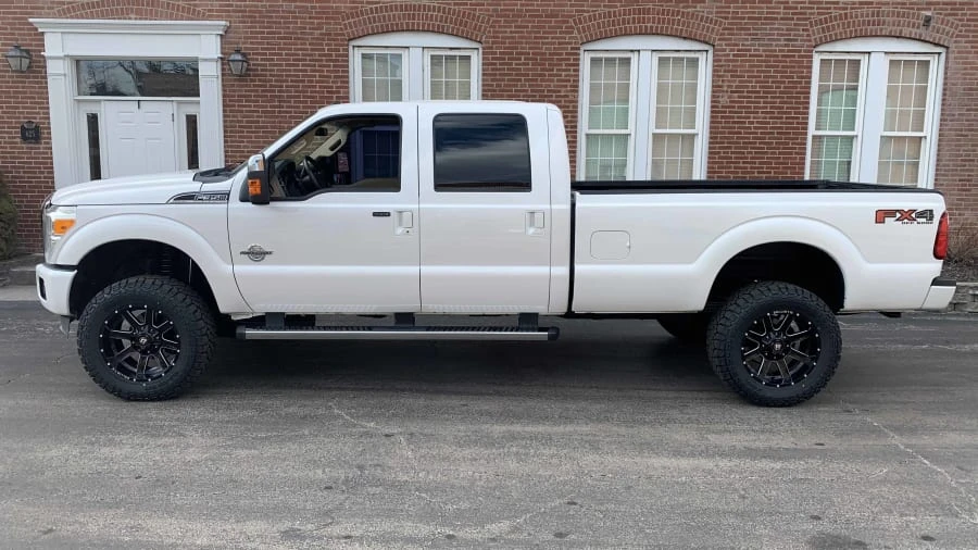 2011 Ford Super Duty 3rd Gen - Image 2 of 8