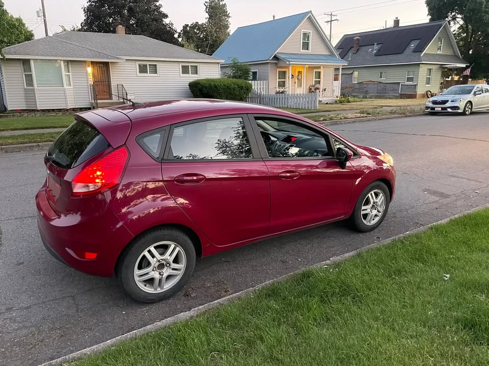 2011 Ford Fiesta - Image 4 of 13