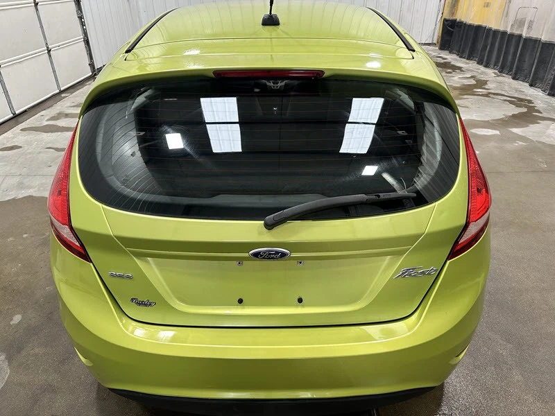 2011 Ford Fiesta - Image 13 of 21