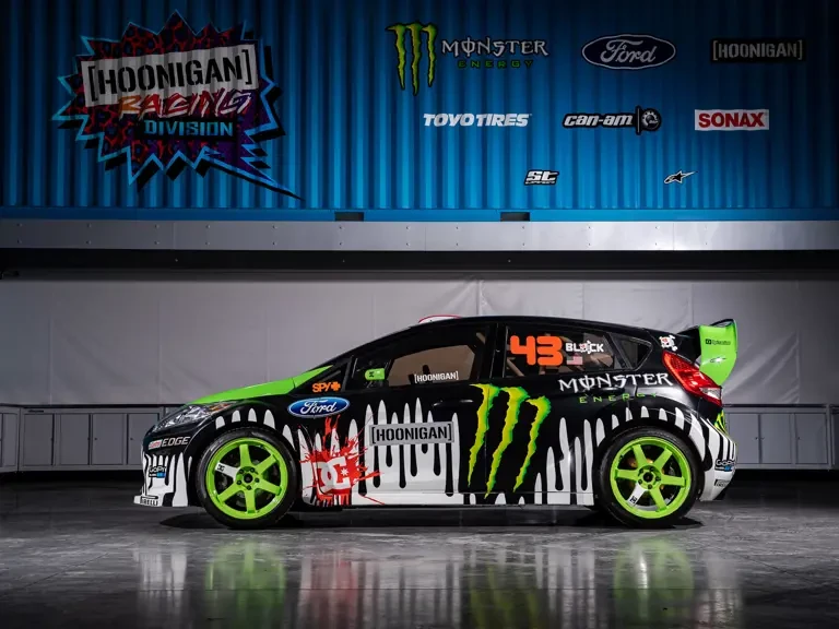 2011 Ford Fiesta - Image 7 of 31