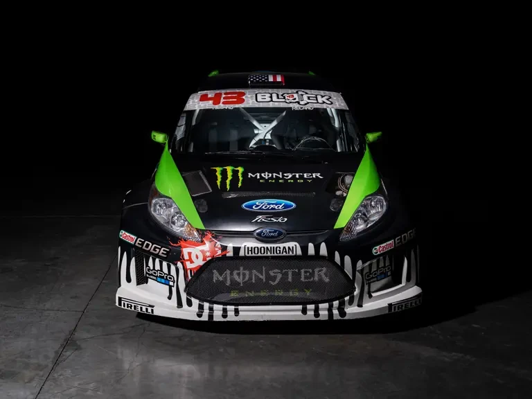 2011 Ford Fiesta - Image 8 of 31