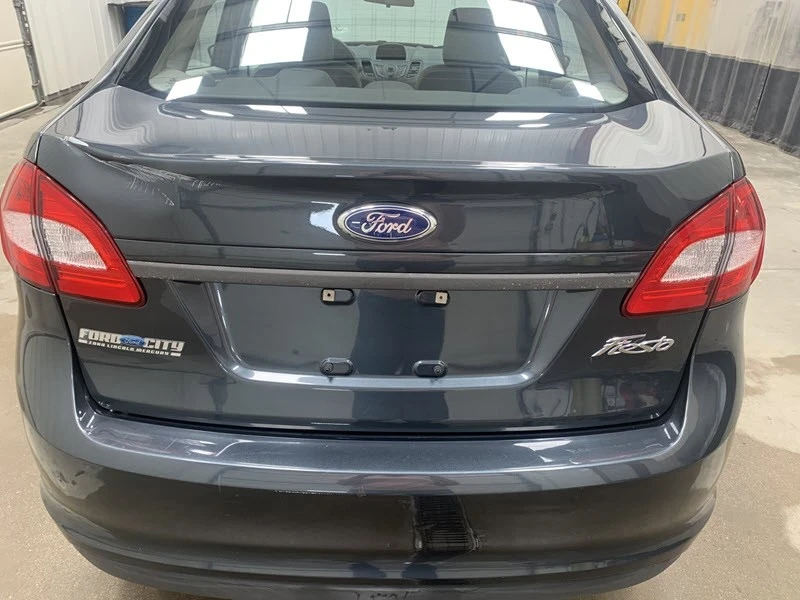2011 Ford Fiesta - Image 13 of 20
