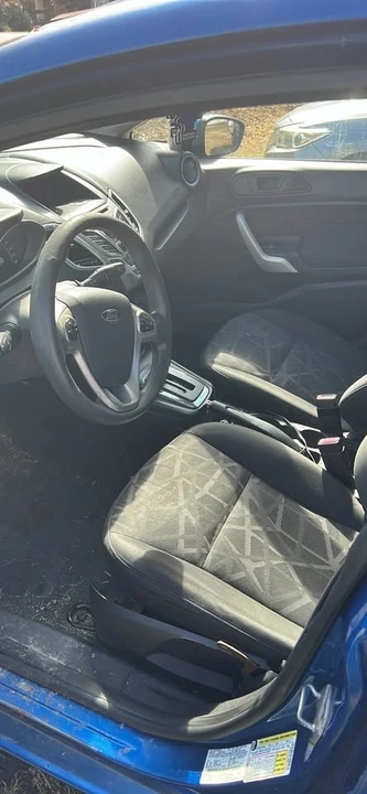 2011 Ford Fiesta - Image 4 of 6