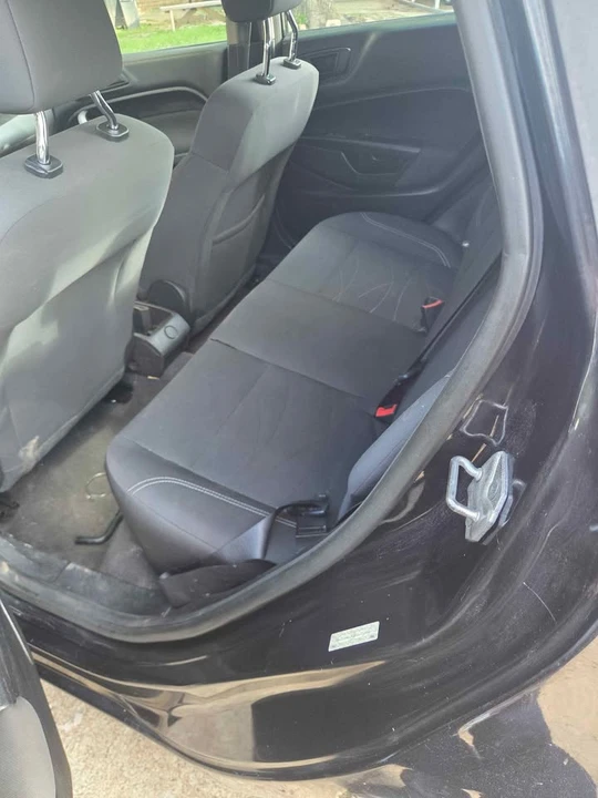 2011 Ford Fiesta - Image 8 of 8