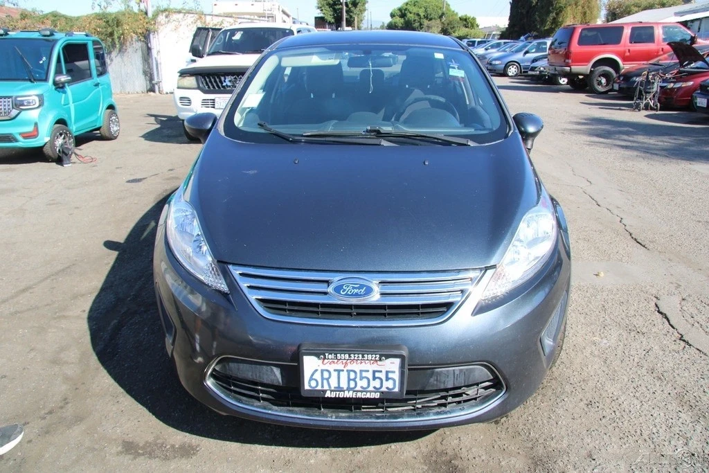 2011 Ford Fiesta - Image 8 of 21