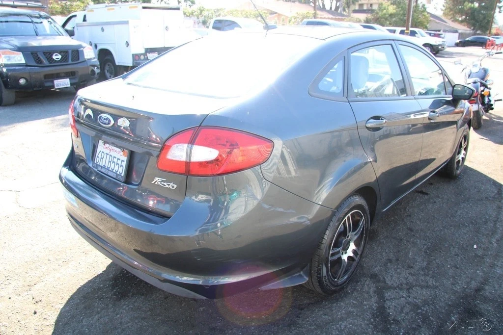 2011 Ford Fiesta - Image 5 of 21