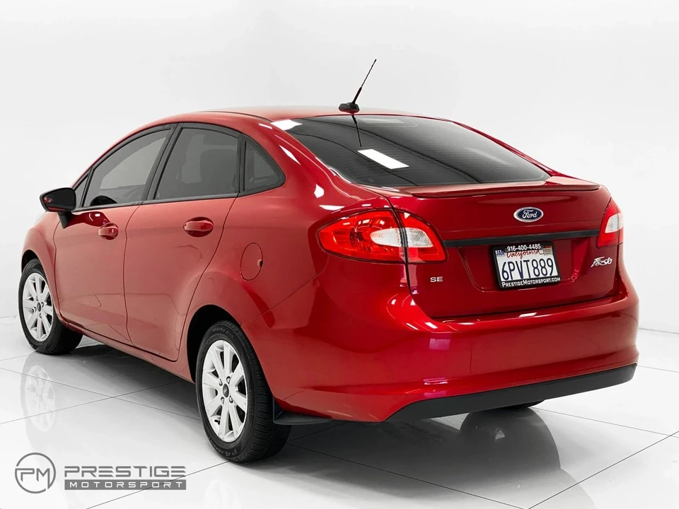2011 Ford Fiesta - Image 4 of 12