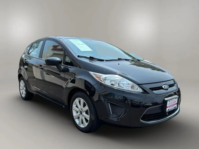 2011 Ford Fiesta - Image 4 of 12