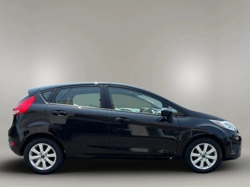 2011 Ford Fiesta - Image 5 of 12