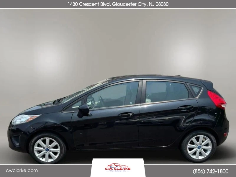 2011 Ford Fiesta - Image 9 of 12