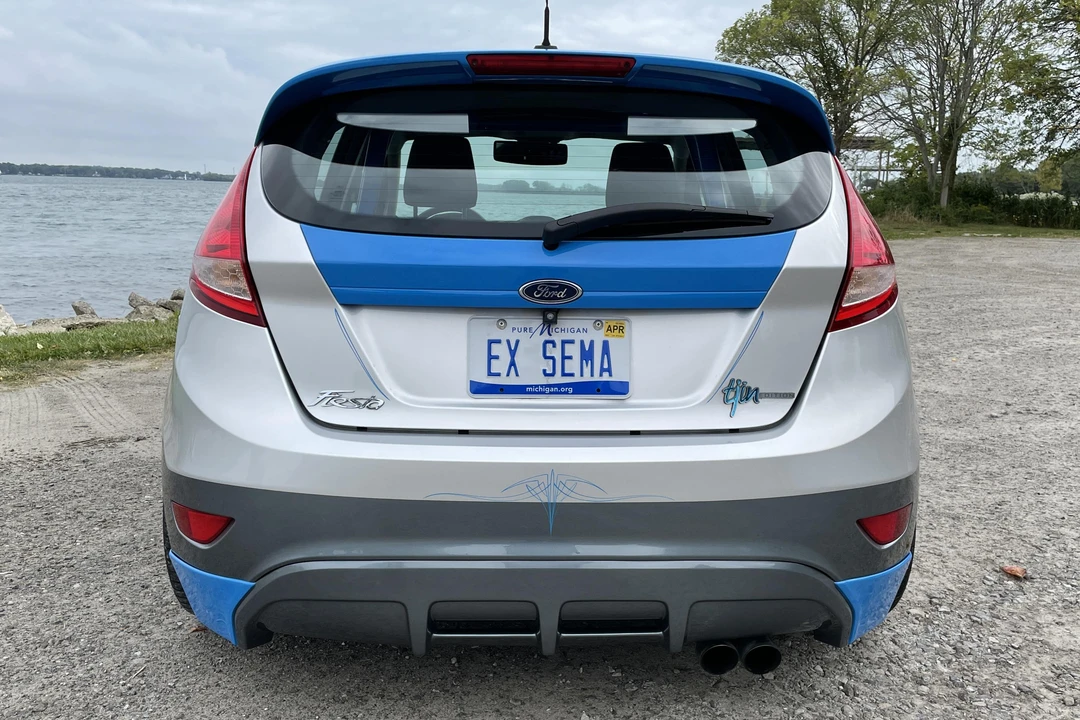 2011 Ford Fiesta - Image 5 of 5