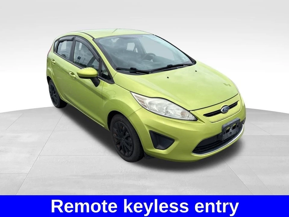 2011 Ford Fiesta - Image 9 of 12