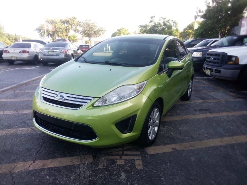 2011 Ford Fiesta - Image 2 of 18