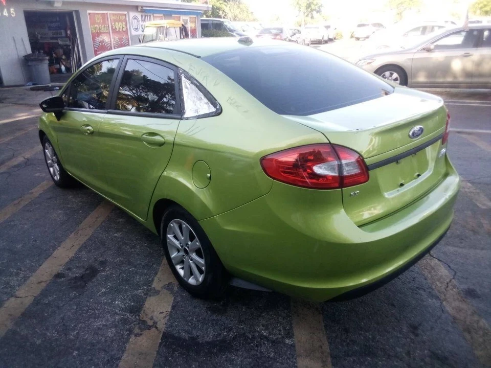2011 Ford Fiesta - Image 4 of 18