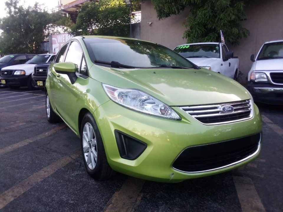 2011 Ford Fiesta - Image 8 of 18