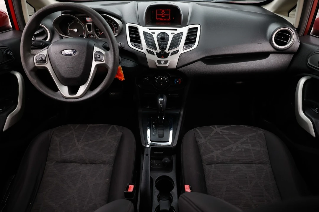 2011 Ford Fiesta - Image 2 of 12