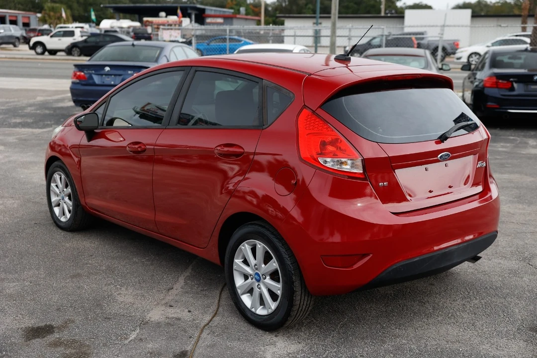 2011 Ford Fiesta - Image 5 of 12
