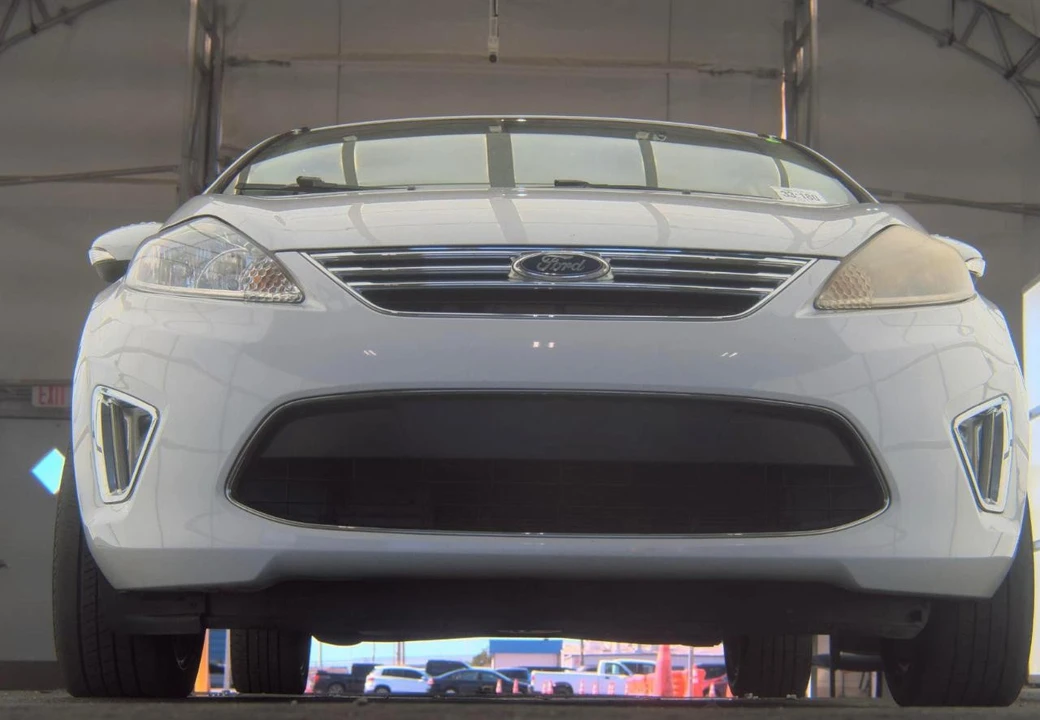 2011 Ford Fiesta - Image 3 of 19