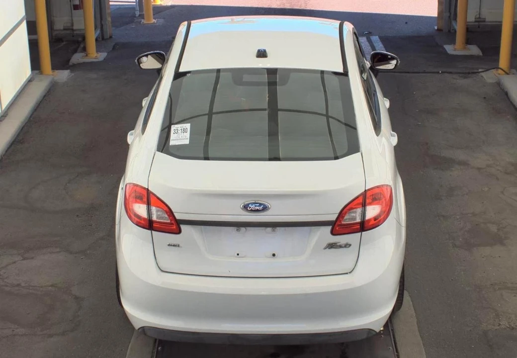 2011 Ford Fiesta - Image 6 of 19