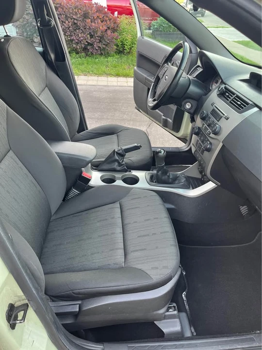 2011 Ford Focus 3rd Gen - Image 6 of 12