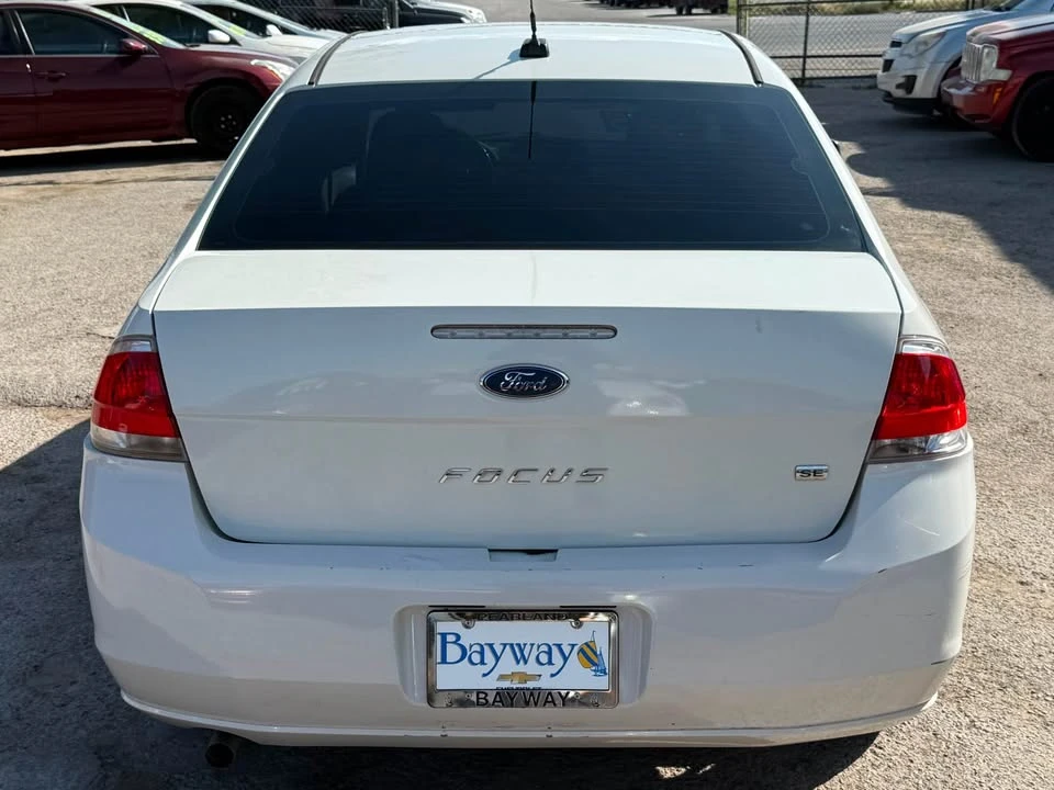 2011 Ford Focus 3rd Gen - Image 3 of 9
