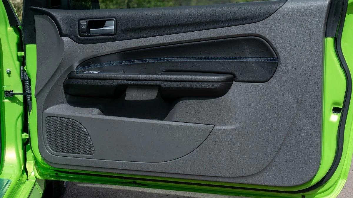 2011 Ford Focus RS 2nd Gen - Image 18 of 30