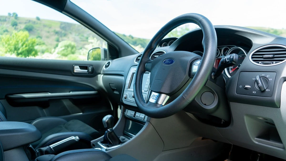 2011 Ford Focus RS 2nd Gen - Image 22 of 30