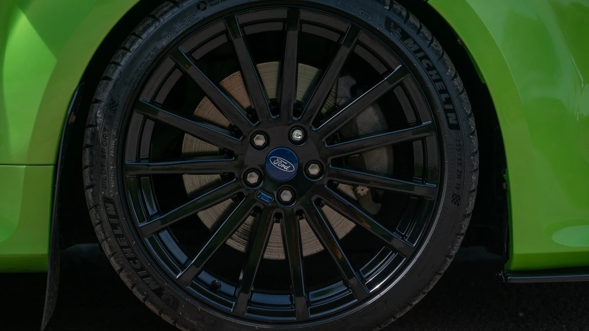 2011 Ford Focus RS 2nd Gen - Image 12 of 30