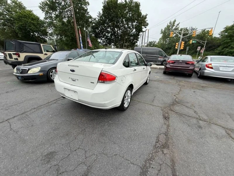 2011 Ford Focus 2nd Gen - Image 10 of 12
