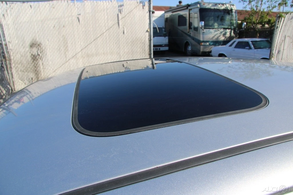 2011 Ford Focus 2nd Gen - Image 12 of 21