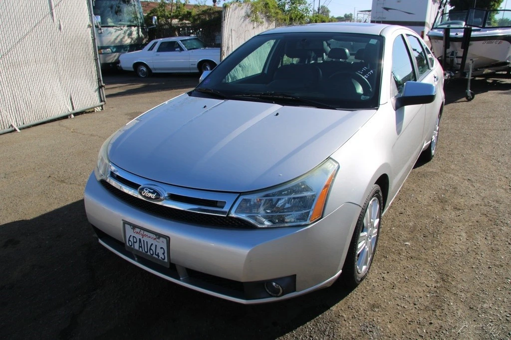 2011 Ford Focus 2nd Gen - Image 2 of 21