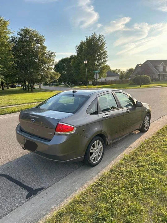 2011 Ford Focus 2nd Gen - Image 5 of 14