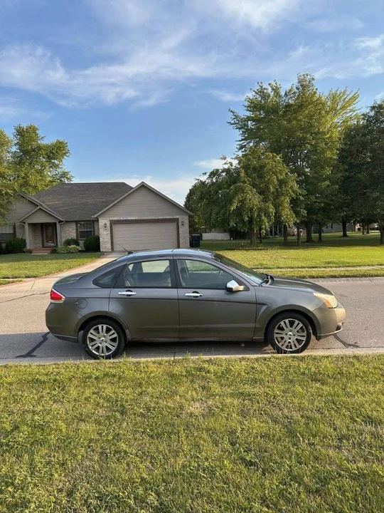 2011 Ford Focus 2nd Gen - Image 6 of 14