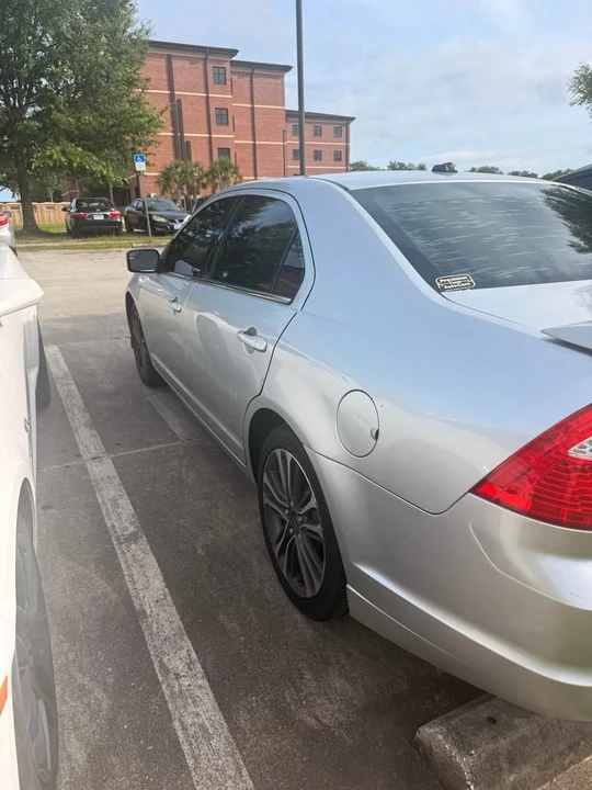 2011 Ford Fusion 1st Gen - Image 7 of 15
