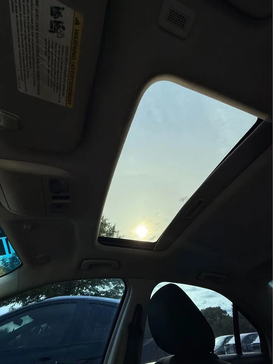 2011 Ford Fusion 1st Gen - Image 13 of 15