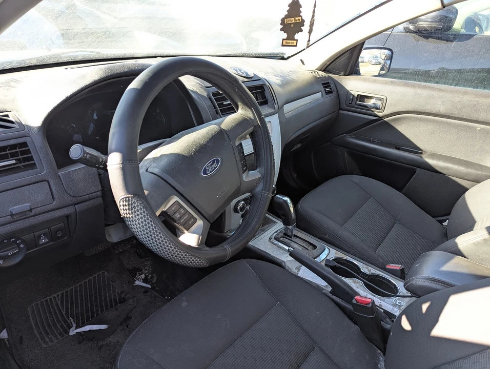2011 Ford Fusion 1st Gen - Image 5 of 11